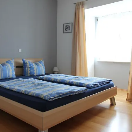 Apartment Cafe Klering