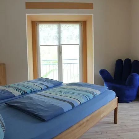 Cafe Klering Apartment Briedern